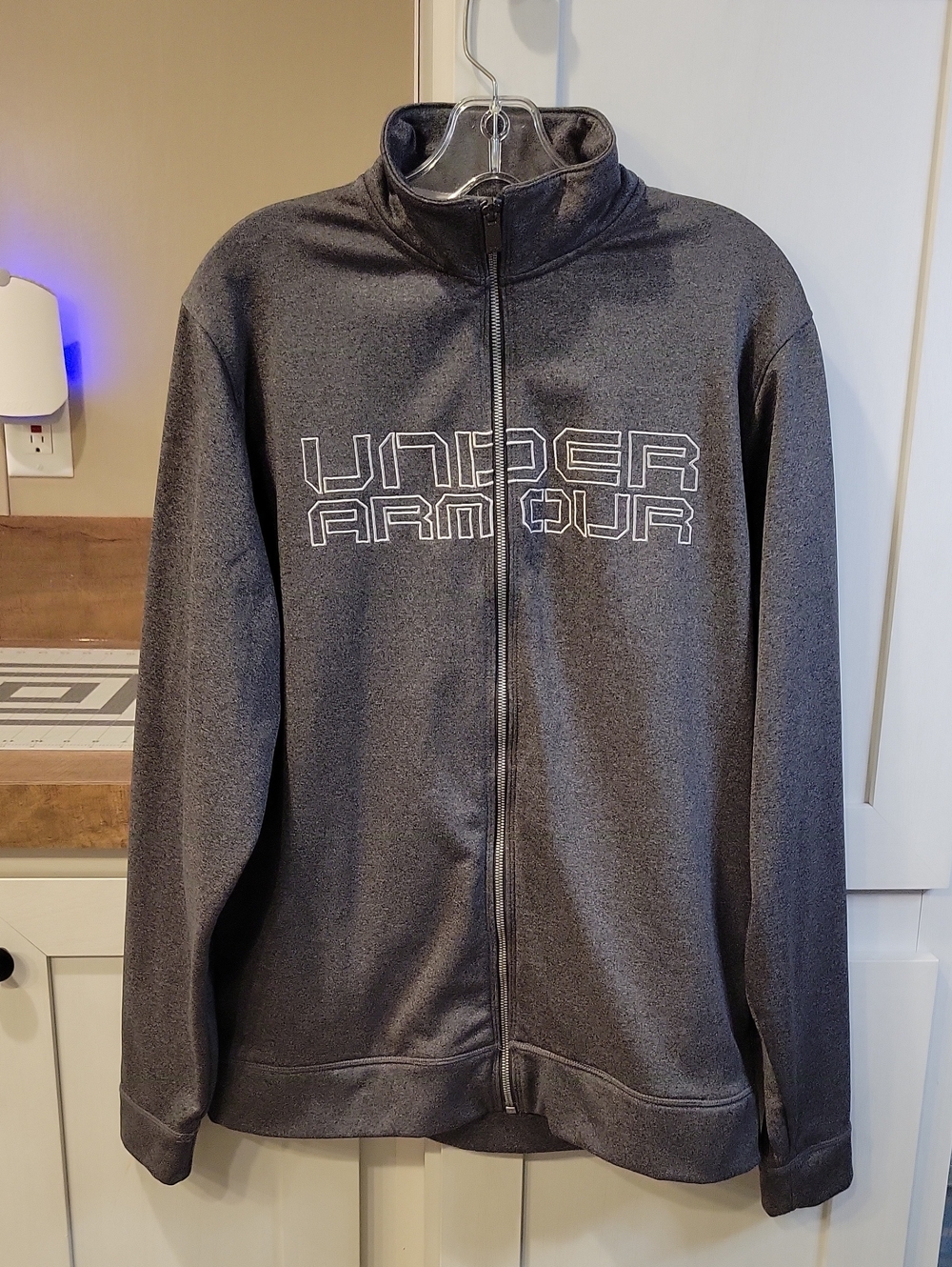 Under Armour Men's Dark Gray Full-Zip Performance Jacket with Chest Logo